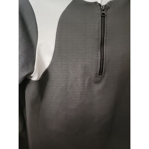 Krisa Women's Cropped Long Sleeves Blouse Pullover Back Zip Size XS NWT A108 - Picture 6 of 7